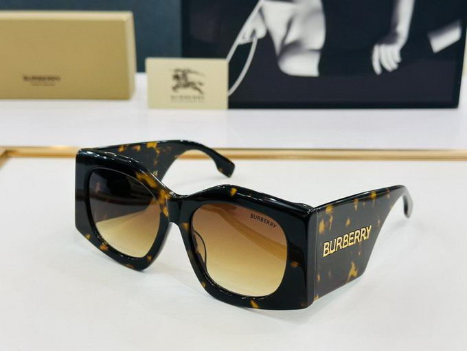 Burberry Sunglasses2 ID:20250529-236